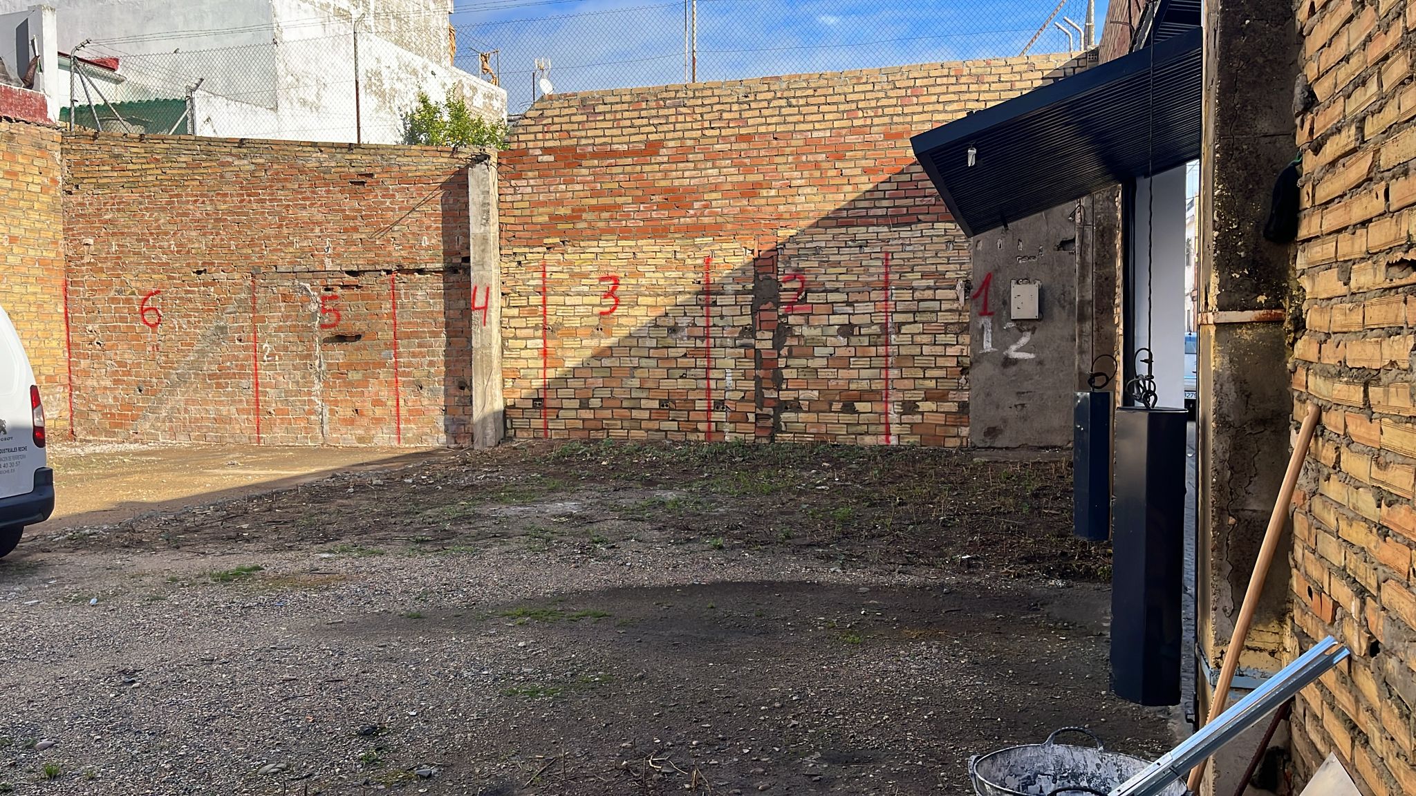 Garage 1
