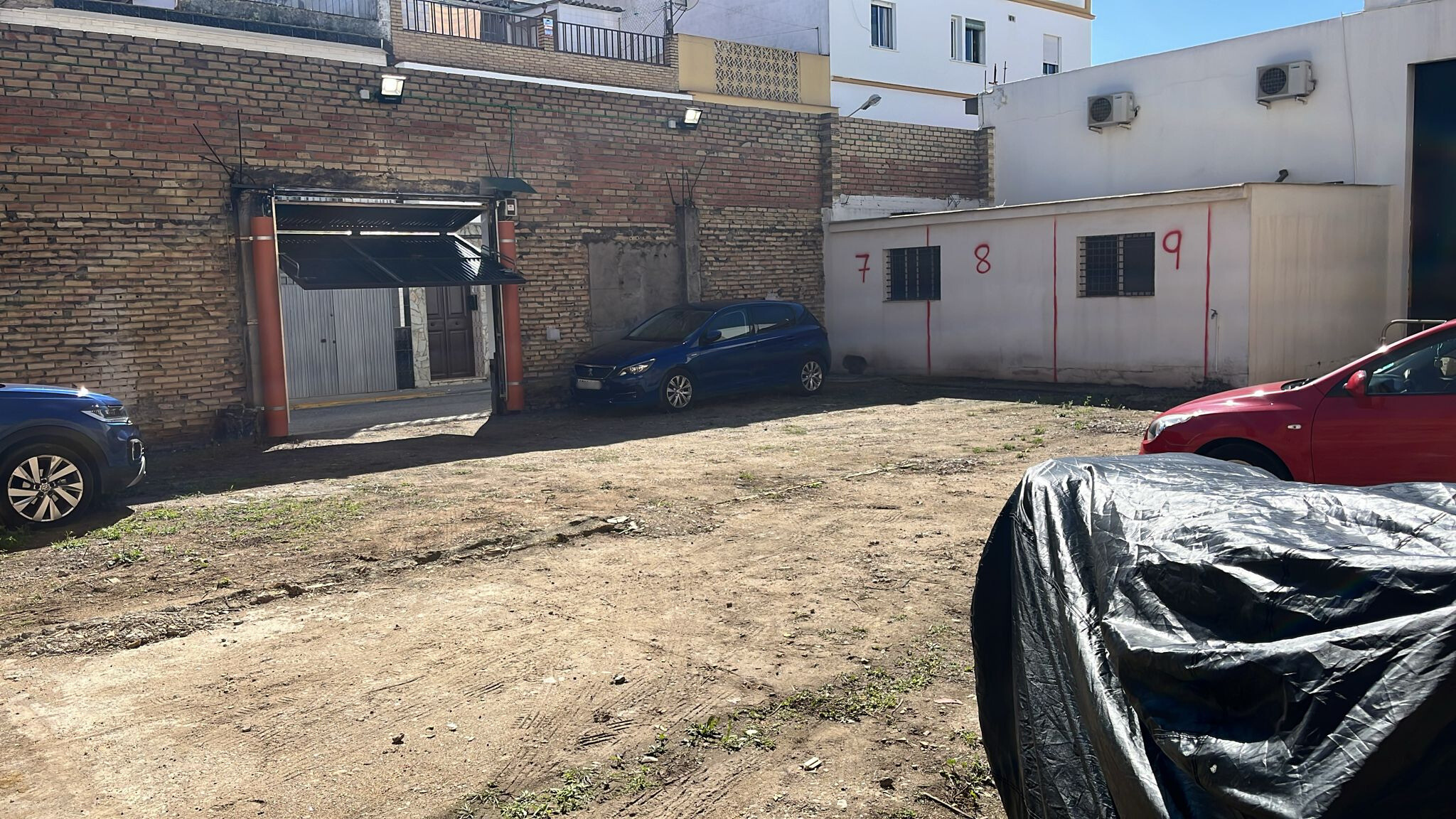 Garage 6
